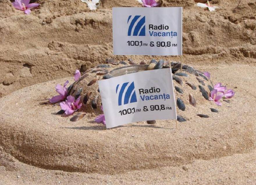 Radio Vacanta nisip flori